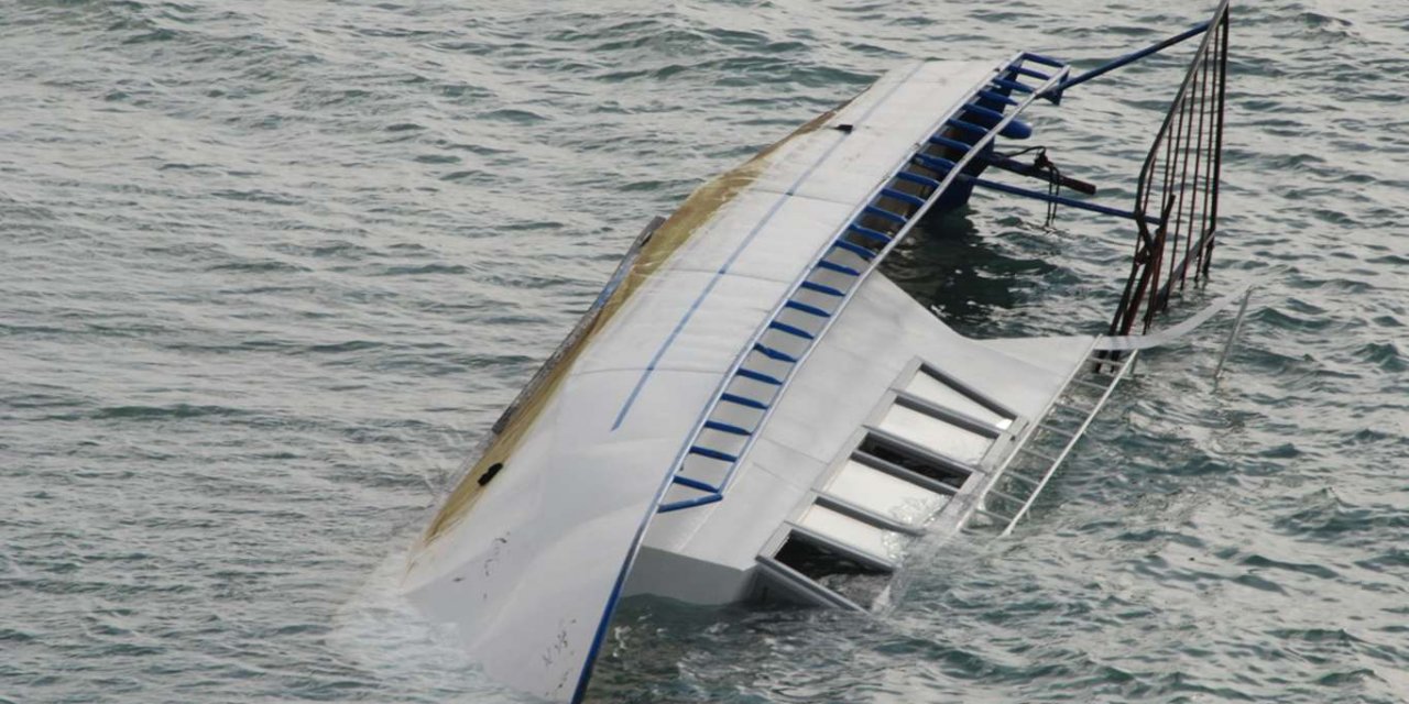 Van Gölü'nde düzensiz göçmen teknesinin alabora olmasına ilişkin 7 kişi tutuklandı