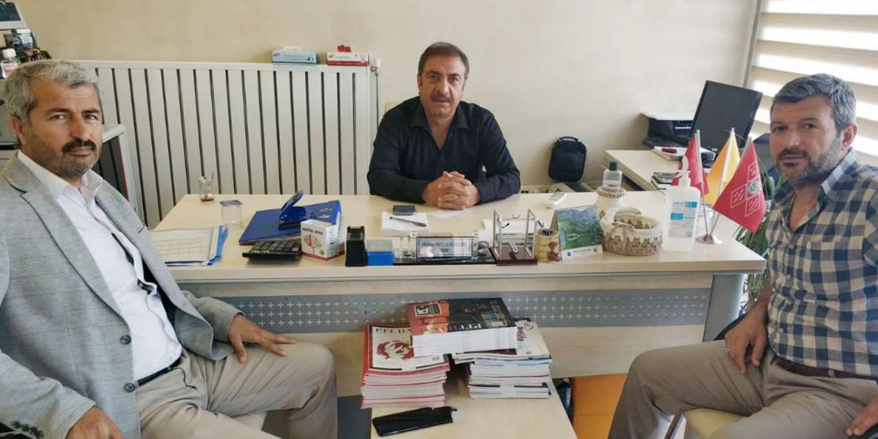 HÜDA PAR Ceylanpınar İlçe Başkanlığından PTT Müdürüne ziyaret