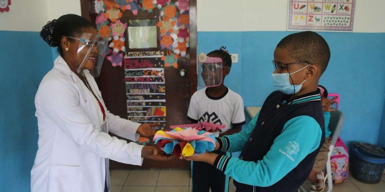 Türkiye Maarif Vakfına bağlı okullarda Dünya Öğretmenler Günü kutlandı