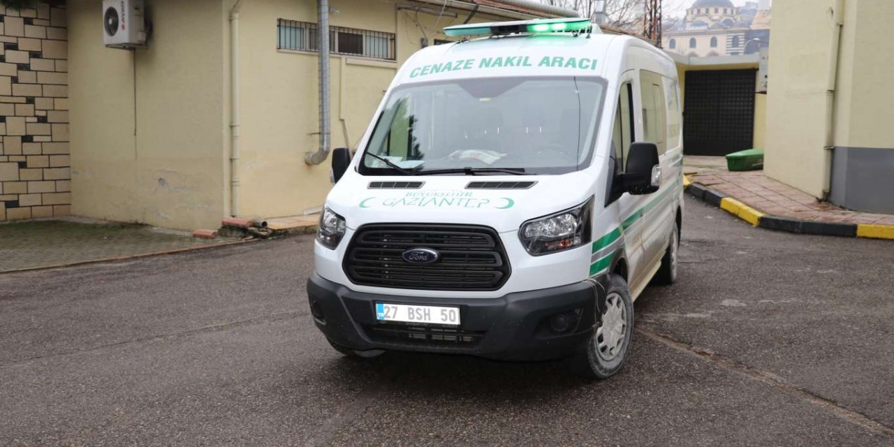 Gaziantep'te eşiyle tartışan kadın, kocasını bıçaklayarak öldürdü