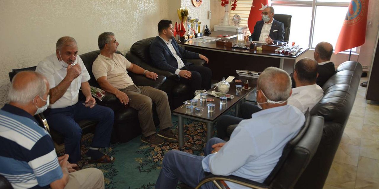 HÜDA PAR'dan 'Yaşlılar Günü' münasebetiyle emekliler derneğine ziyaret