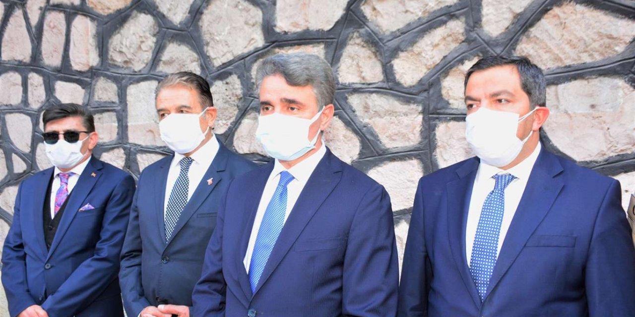 Vali Baruş, sağlıklı günlere kavuşabilmek için tüm tedbirlere uyulması gerektiğini söyledi