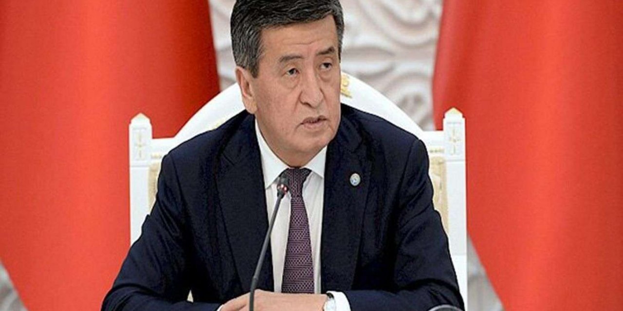 Kırgızistan'da hükümet ve Genelkurmay Başkanı görevden alındı