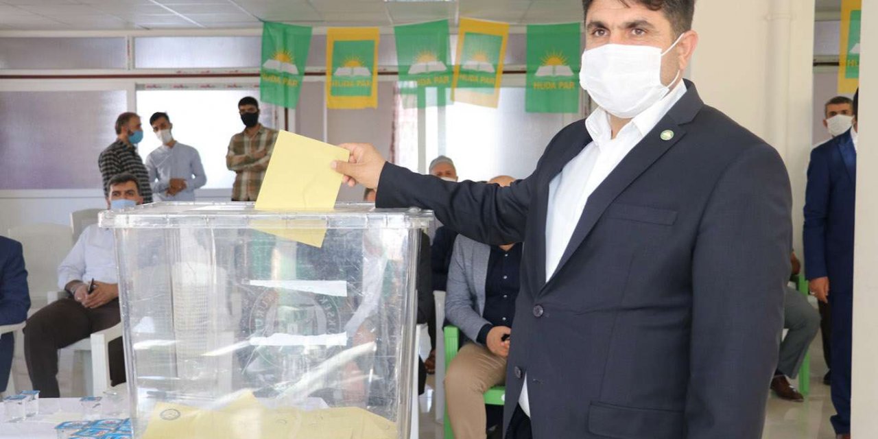 HÜDA PAR Gaziantep İl Başkanı Faruk Göçer güven tazeledi