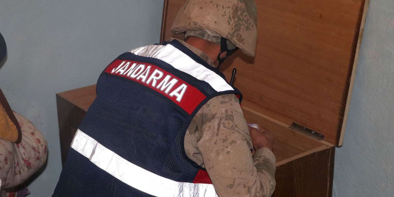 Siirt ve Şırnak'ta sigara kaçakçılığı operasyonu: 15 gözaltı