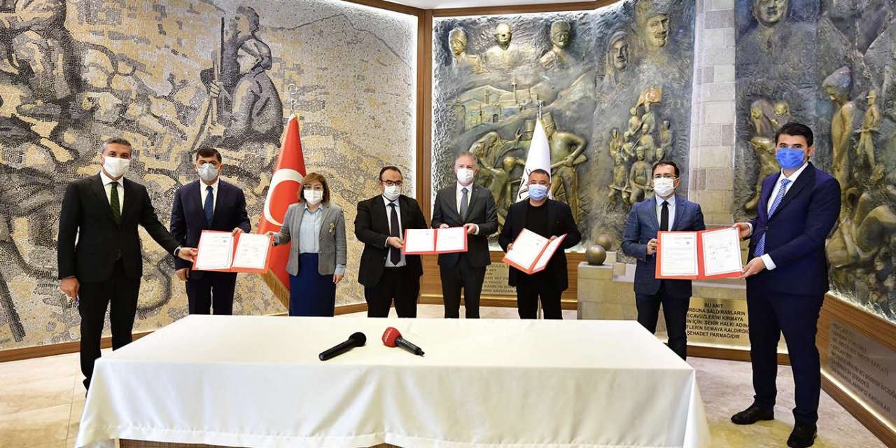 Gaziantep'te hayırsever aile 32 derslikli okul yaptıracak