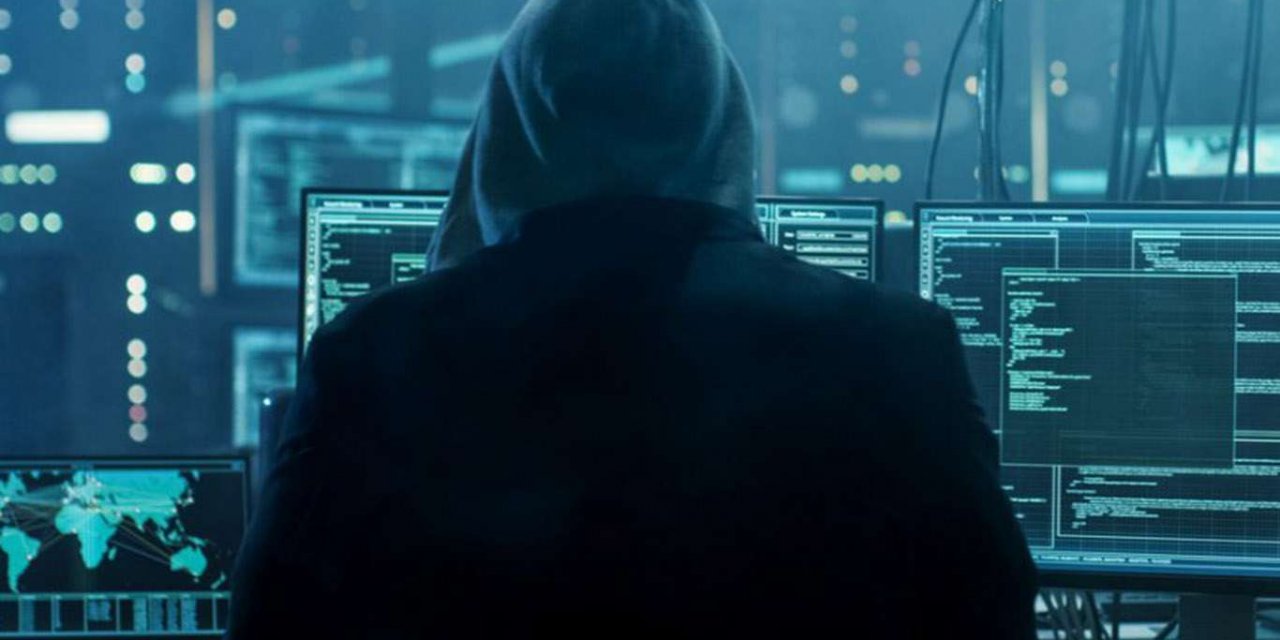 Türkiye'ye casus yazılım sattığı iddia edilen firmaya baskın düzenlendi