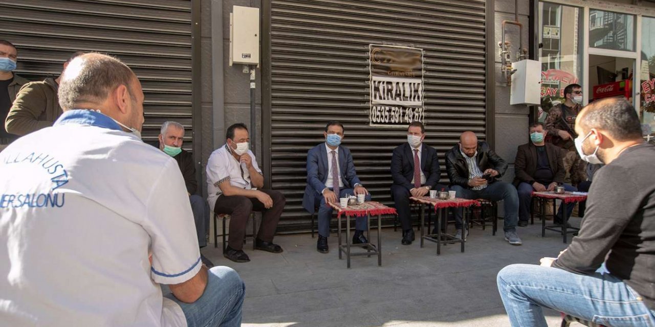 Başkan Vekili Aslan, ilçe esnafıyla bir araya geldi