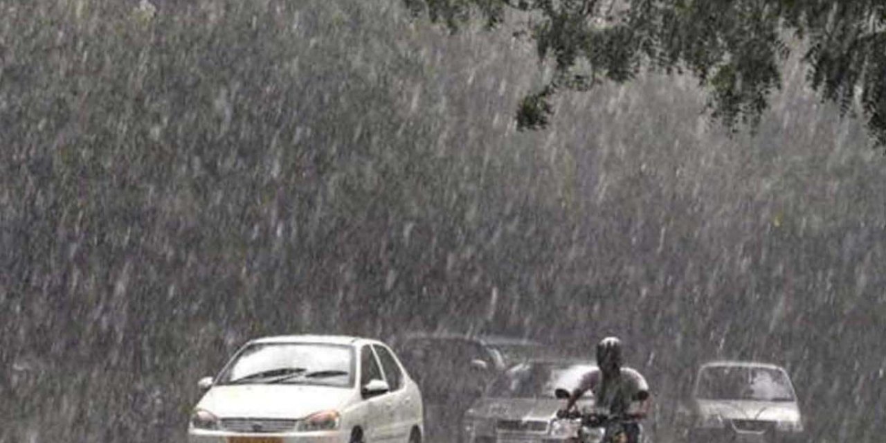 Meteoroloji'den 5 bölgeye sel uyarısı