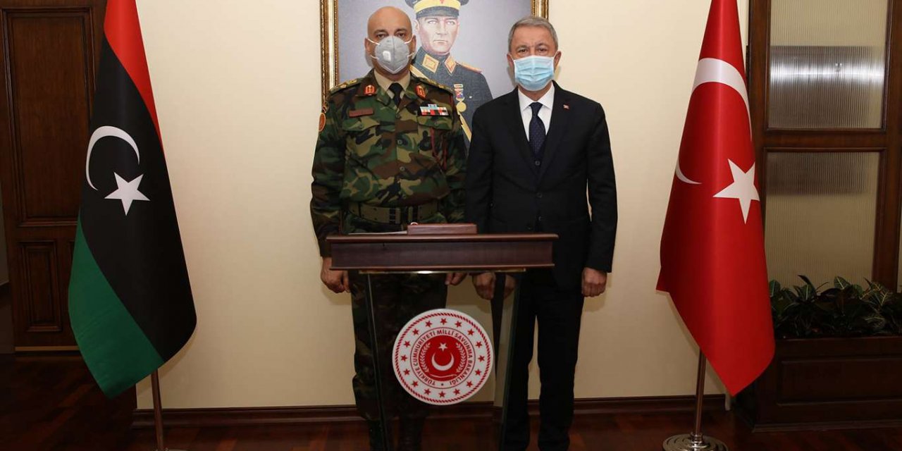 Bakan Akar Libya Genelkurmay Başkanı El-Haddad ile görüştü