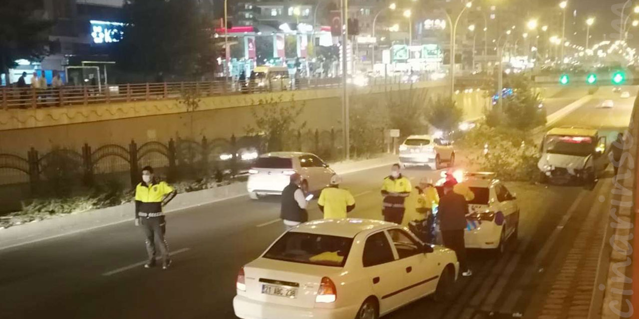 Diyarbakır tesisler mevkiinde trafik kazası: 2 yaralı