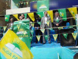 Çermik Hür Dava Parti binası açıldı