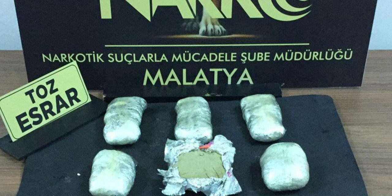 Yolcu otobüsünde 1 kilogram esrar ele geçirildi
