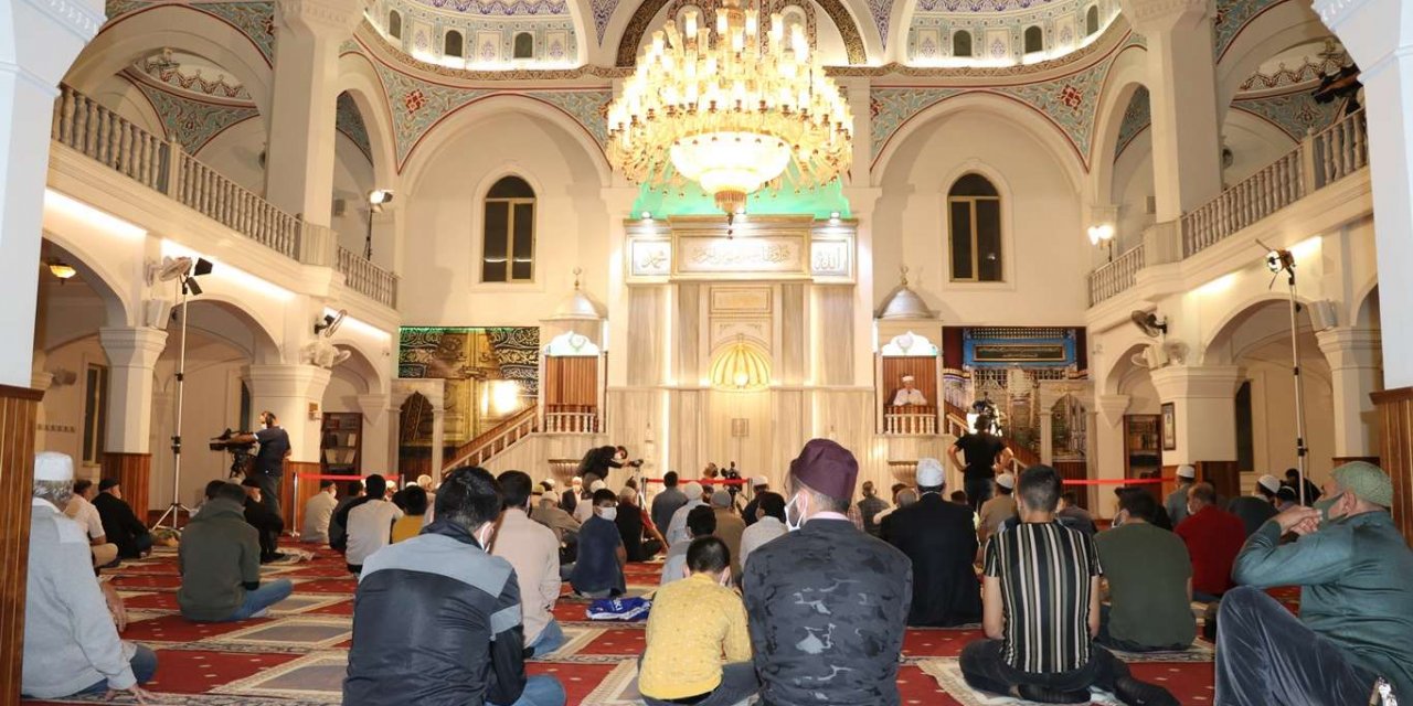 Gaziantep’te Mevlid Kandili dua ve salavatlarla idrak edildi