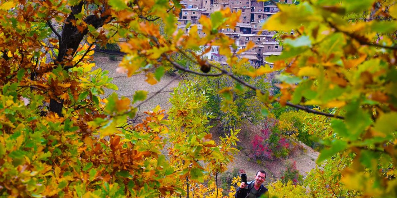 Saklı cennet Hizan taş evlerinin sonbahar manzarası göz kamaştırıyor