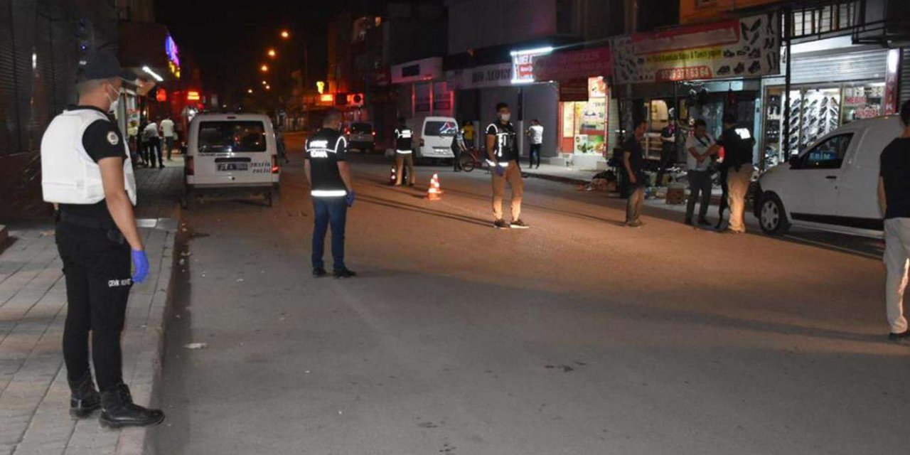 Adana'da helikopter destekli narkotik uygulaması