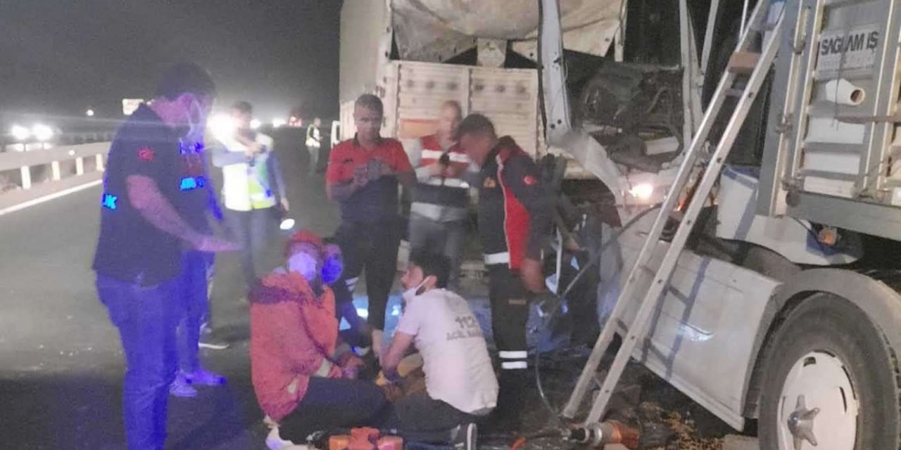 Kızıltepe'de 2 TIR’ın çarpıştığı kazada 1 kişi hayatını kaybetti
