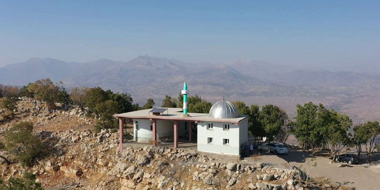 Hani bölgesi ziyaretgahlarından Pir Aziz Türbesi