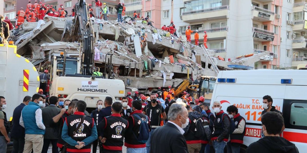 İzmir'deki depremde can kaybı 91'e yükseldi