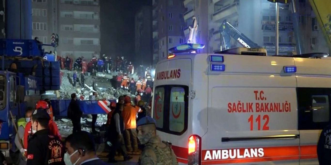 İzmir'deki depremde hayatını kaybedenlerin sayısı 98'e yükseldi