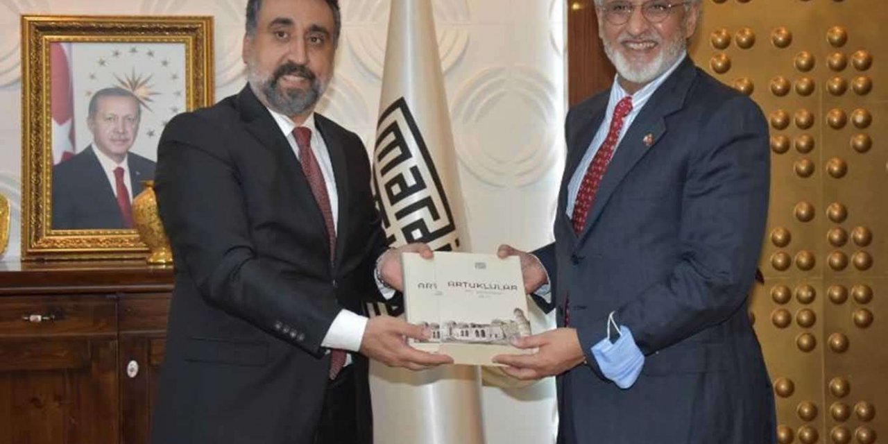 Kuveyt Büyükelçisi Al-Zawawi Mardin Artuklu Üniversitesini ziyaret etti