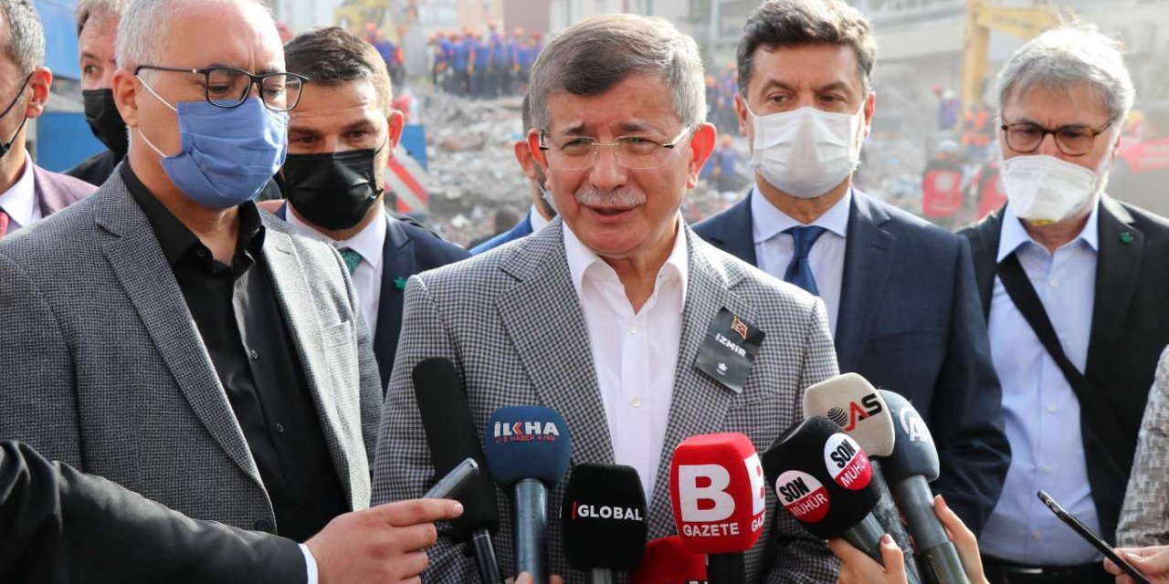 Ahmet Davutoğlu deprem bölgesinde açıklamalarda bulundu