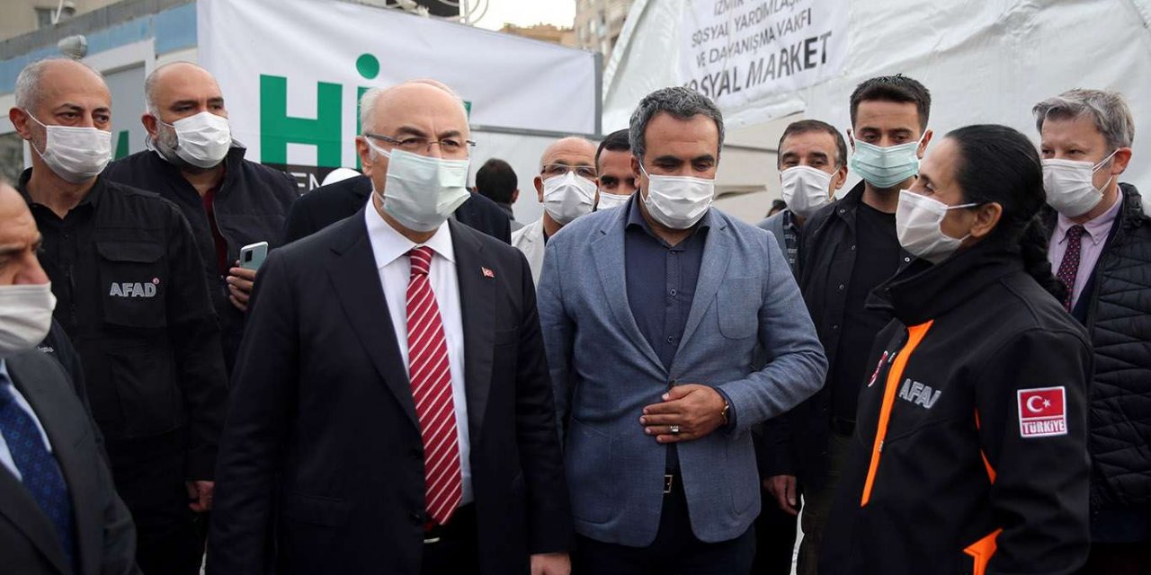 İzmir'de depremden etkilenenlere 2,8 milyon lira ödeme yapıldı