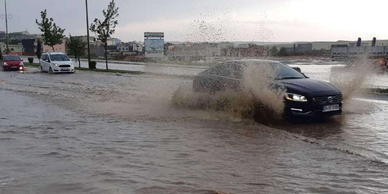 Meteoroloji'den 26 ilde sel uyarısı