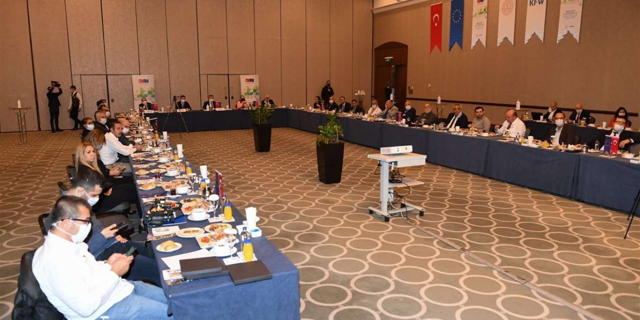 Adana'da Sosyal ve Ekonomik Uyum Projesi'nin tanıtımı yapıldı