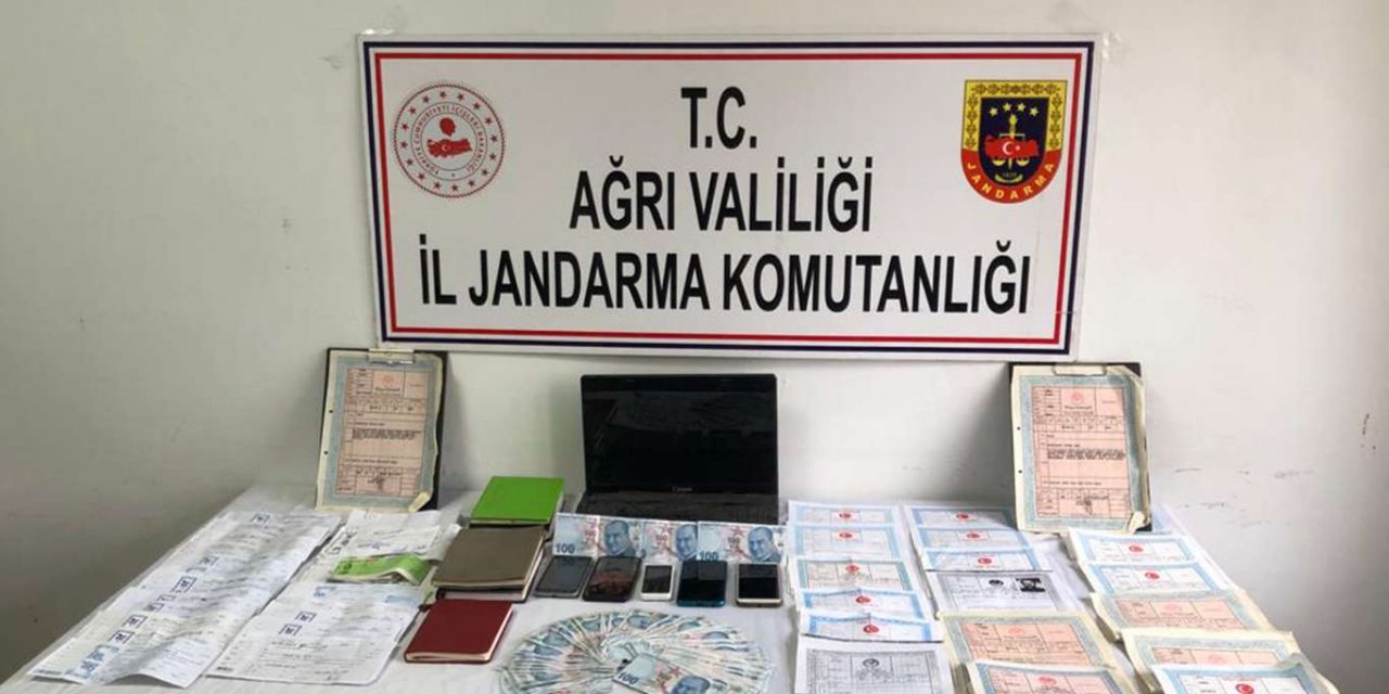Ağrı'da tefecilik operasyonu; 4 kişi gözaltına alındı