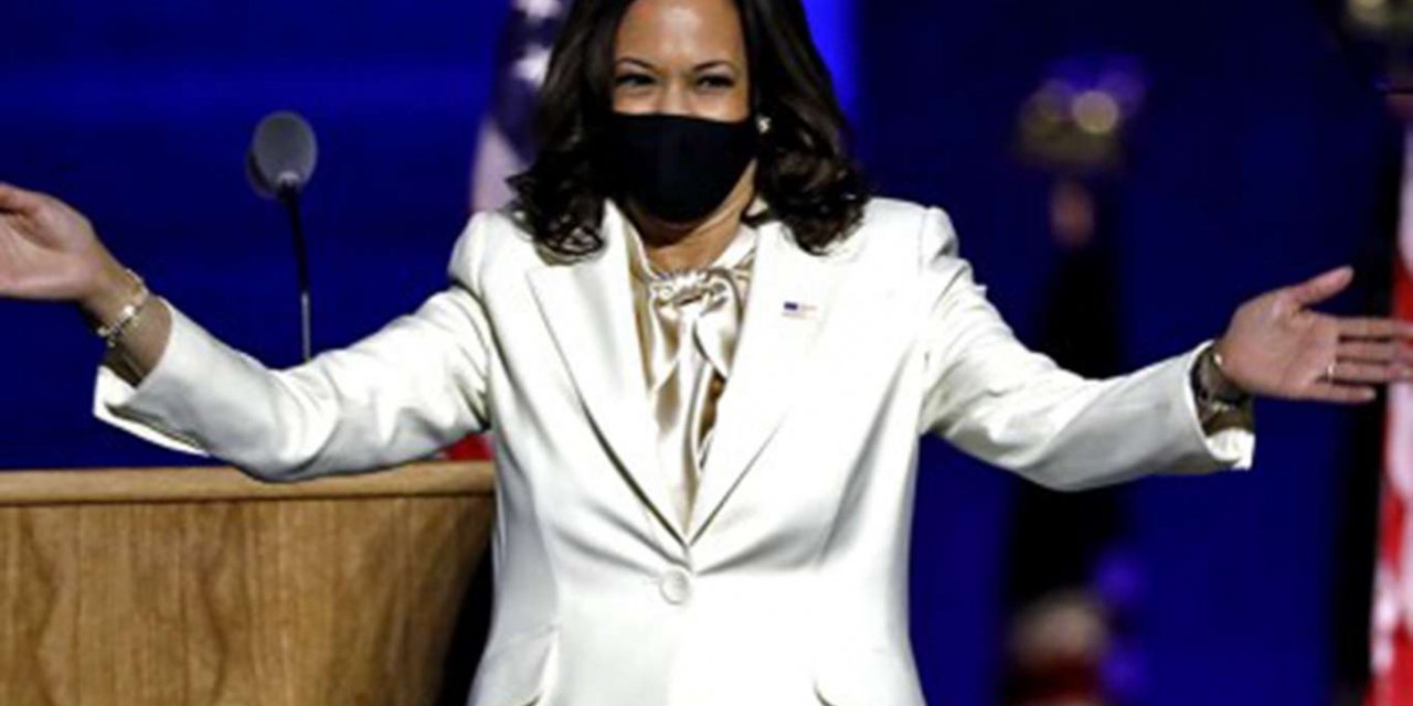 ABD tarihinin ilk siyahi ve kadın başkan yardımcısı Kamala Harris oldu