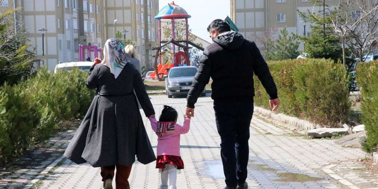 Koruyucu Aile Hizmetiçi Eğitimi Başladı