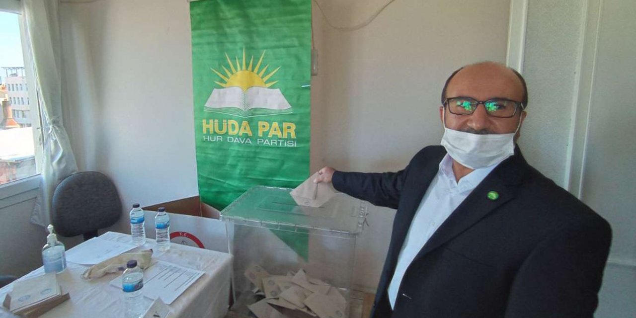 HÜDA PAR İzmir İl Başkanlığına Mehmet Tayyip Duran seçildi