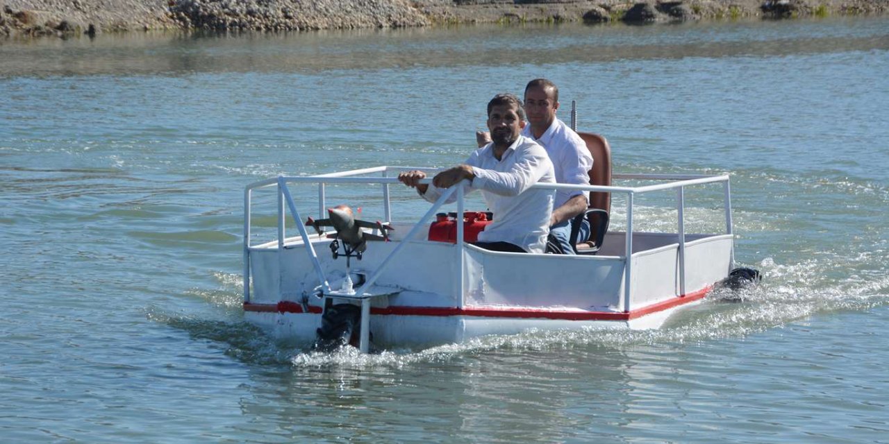 Sondaj ustası hem karada hem suda gidebilen tekne geliştirdi