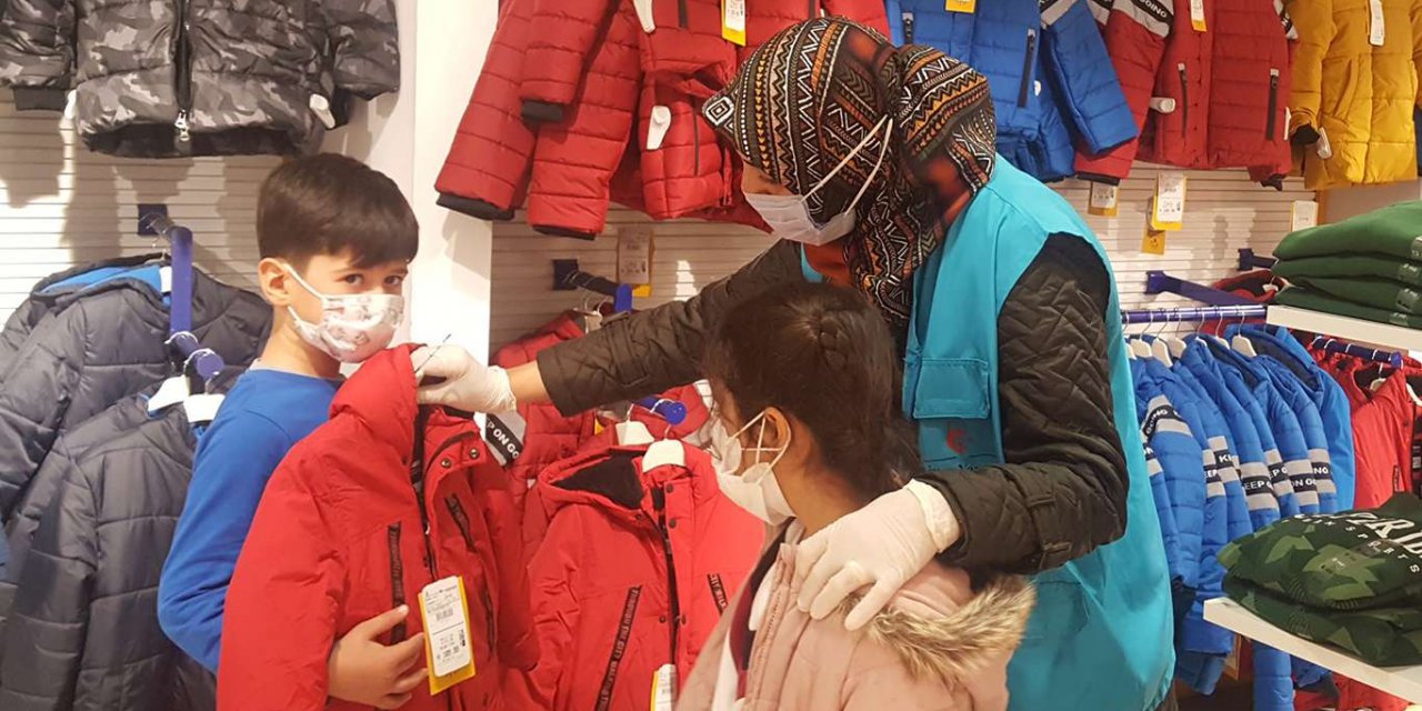 İlim Yayma Cemiyeti Elazığ'da 500 yetime yardımda bulundu