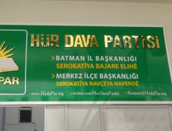 Li Hember Kurdî Bêedebiya “Destûrî”