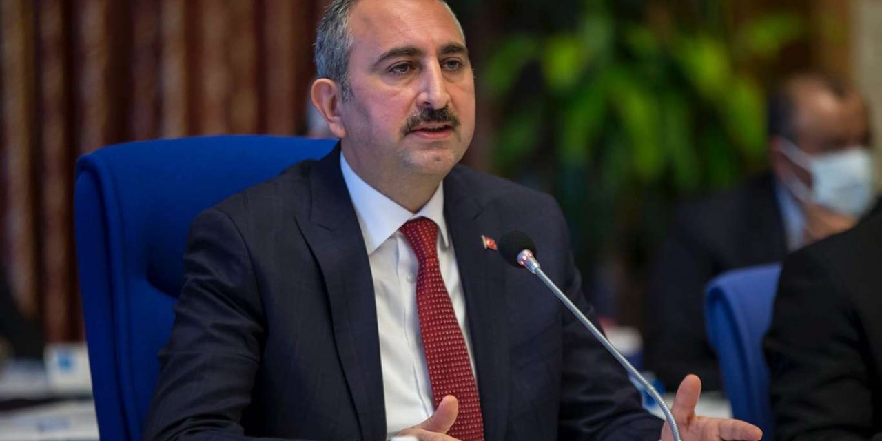 15 Temmuz'dan bu yana yaklaşık 4 bin hakim ve savcı ihraç edildi