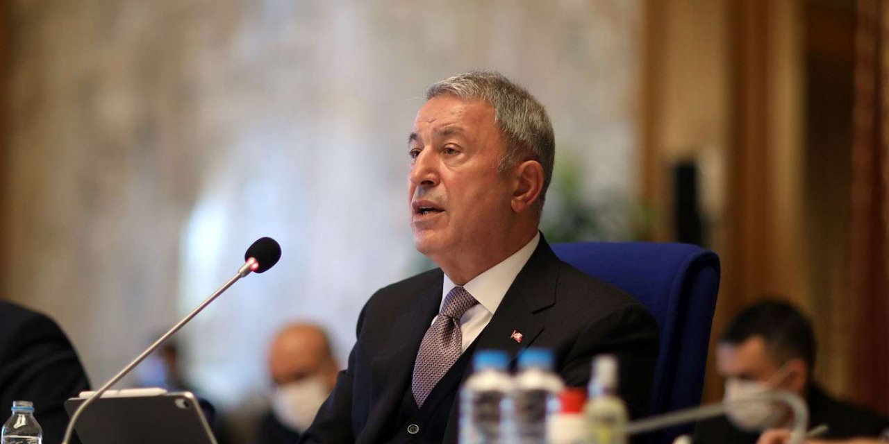 Bakan Akar: Türkiye, Karabağ'da ortak barış gücünde yer alacaktır