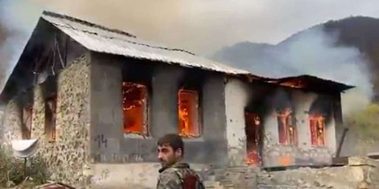 Ermenistan ordusu boşaltacağı bölgelerdeki evleri yakıyor