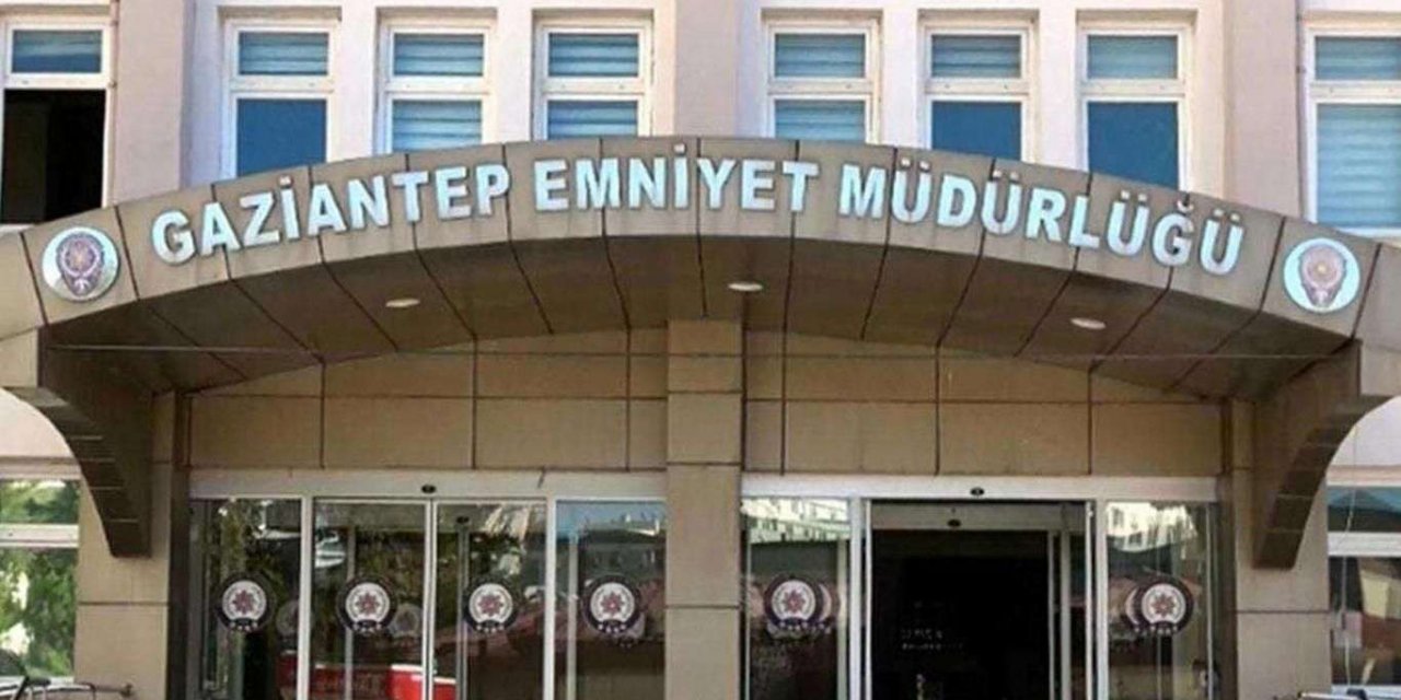 Gaziantep’te çalıntı motosiklet ile yakalanan şahsın üzerinde uyuşturucu madde ele geçirildi