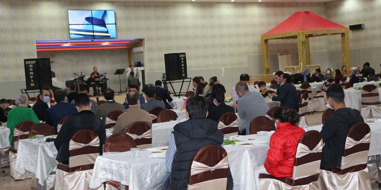 ​Özel hastaneden 10’uncu yıl dönümü kutlaması