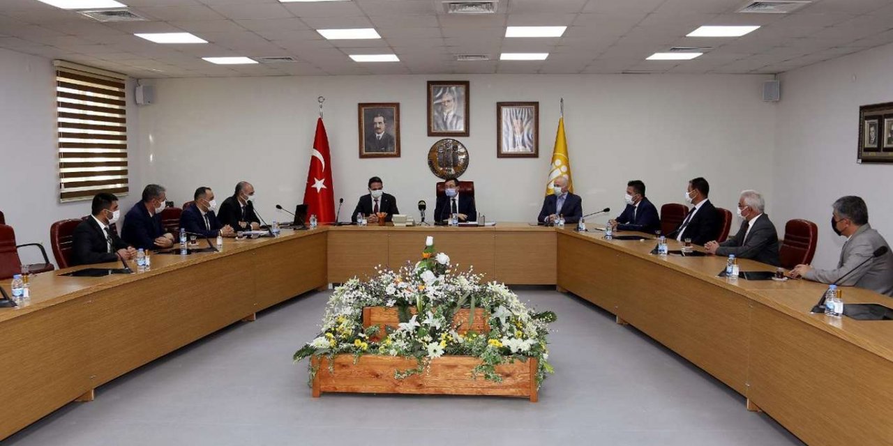 İl Milli Eğitim Müdürlüğü ve İnönü Üniversitesi Eğitimde İş Birliği Protokolü imzaladı