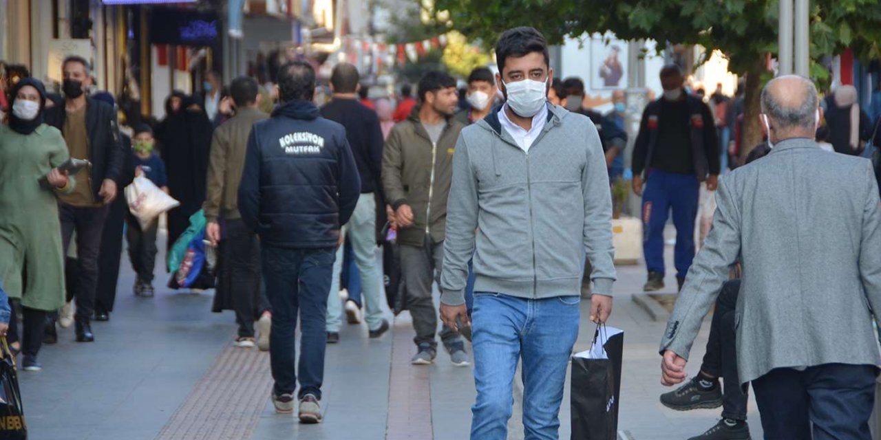 Sigara yasağını olumlu bulanlar da var tepki gösteren de