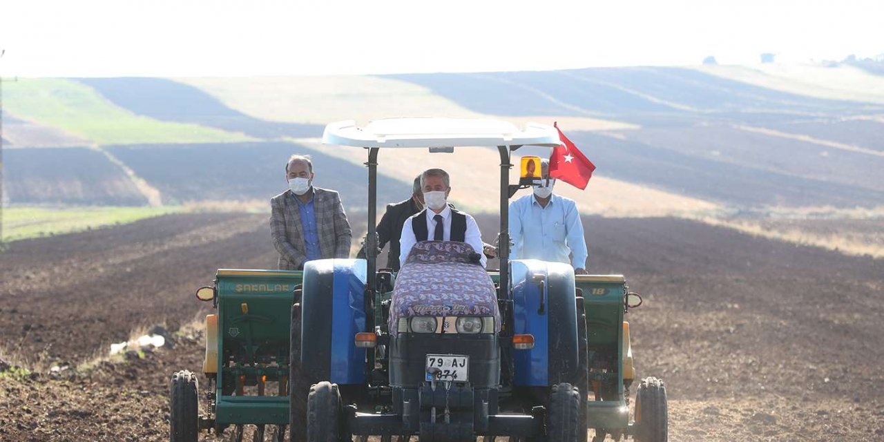 Gaziantep’te tohum toprakla buluştu