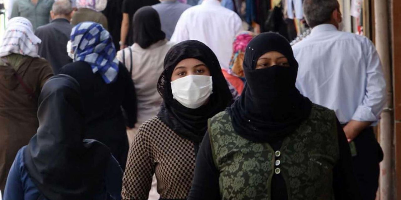 Yeni tedbirler cuma 20.00'den itibaren devreye girecek