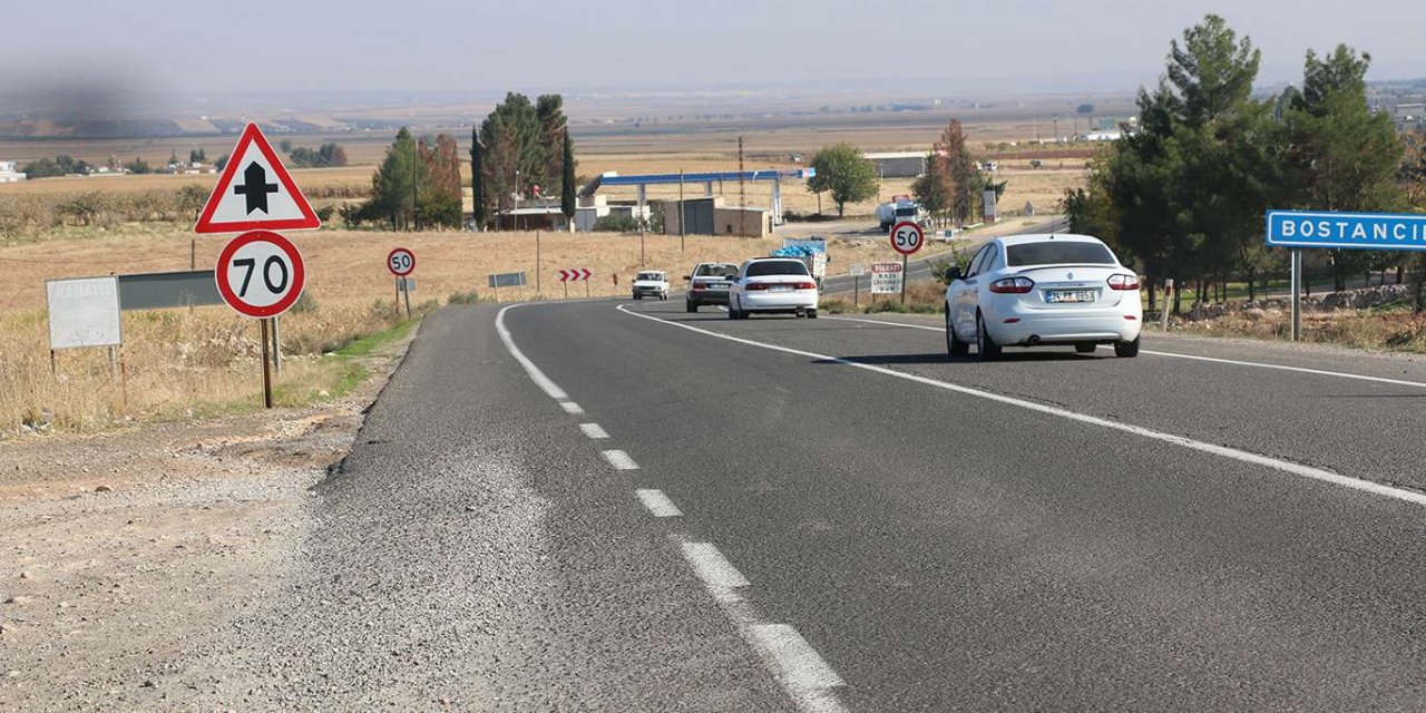 Şanlıurfa- Suruç- Birecik D 400 karayolu ölüm saçıyor