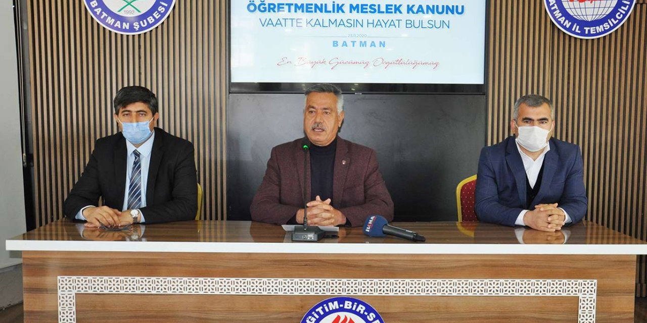 Öğretmenlik Meslek Kanununun TBMM gündemine getirilmesi talep edildi