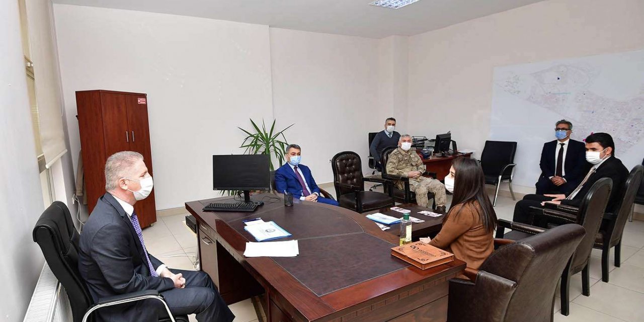 Gaziantep Valisi Gül şiddetin kabul edilemeyeceğini söyledi