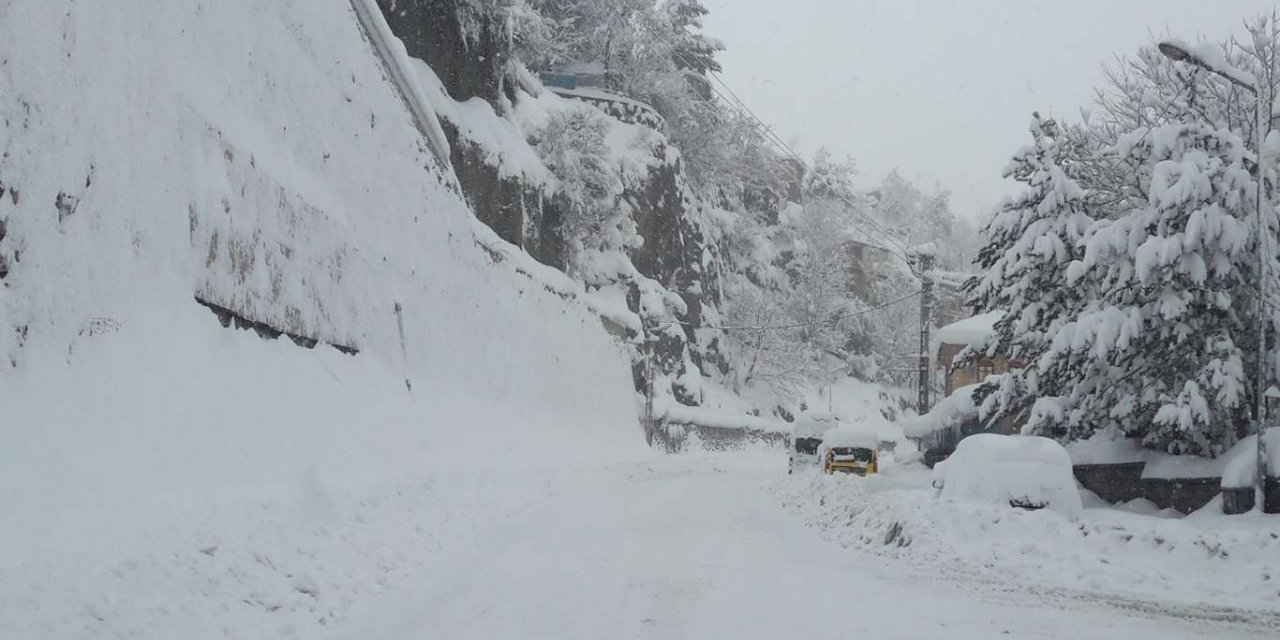 Meteorolojiden sağanak ve kar uyarısı