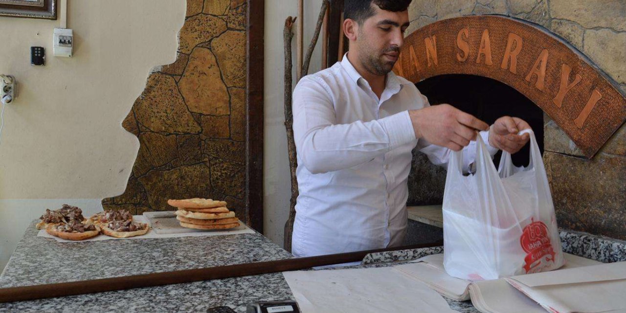 Online yemek ve market sipariş firmalarının çalışma saatleri güncellendi